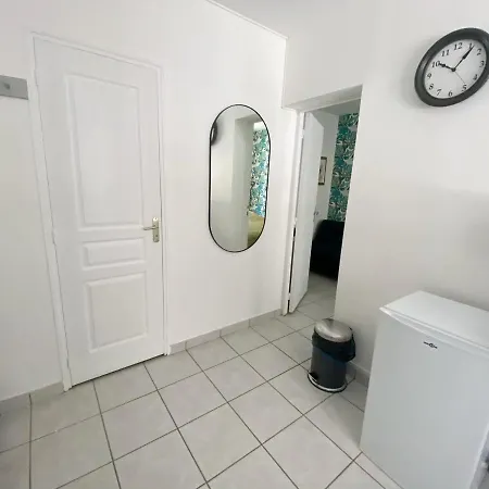 023 Chic & Cosy F1 23m2 Hypercentre Wifi Smart Tv Netflix Appartement